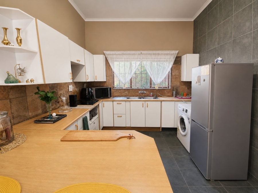 3 Bedroom Property for Sale in Edenvale Central Gauteng