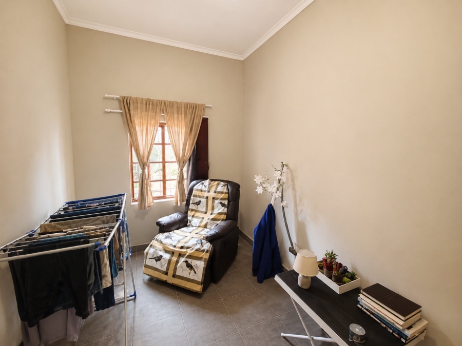 3 Bedroom Property for Sale in Edenvale Central Gauteng