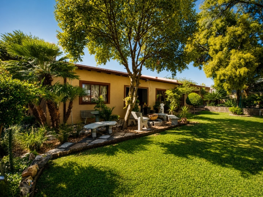 3 Bedroom Property for Sale in Edenvale Central Gauteng