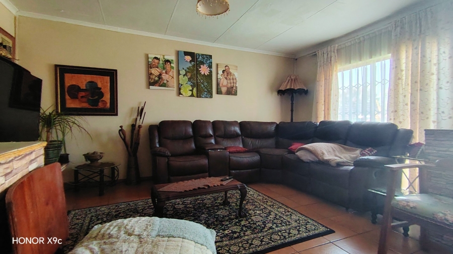 2 Bedroom Property for Sale in Riversdale Gauteng