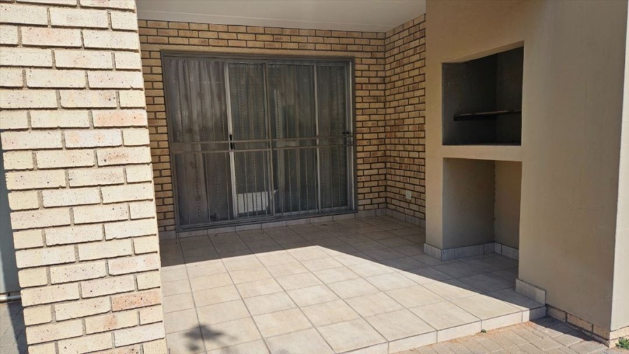 3 Bedroom Property for Sale in Terenure Gauteng