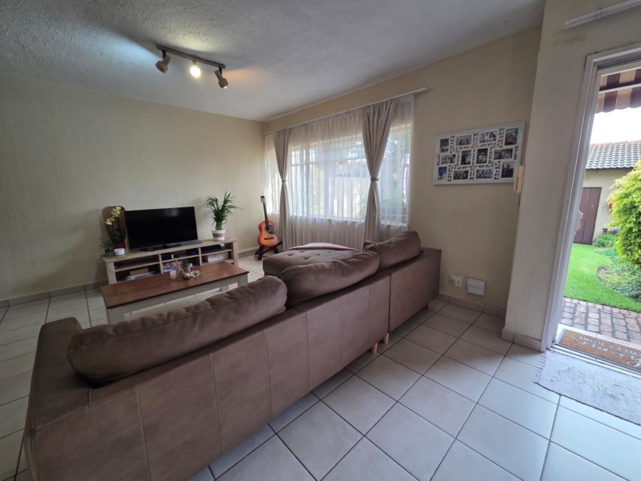 3 Bedroom Property for Sale in Fairland Gauteng