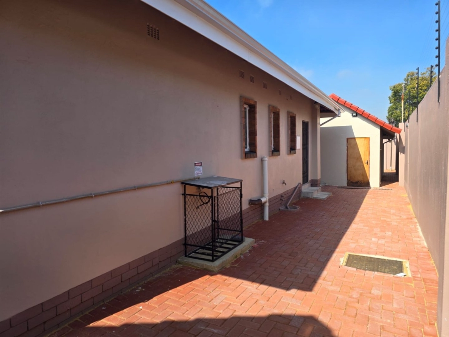 3 Bedroom Property for Sale in Parkdene Gauteng