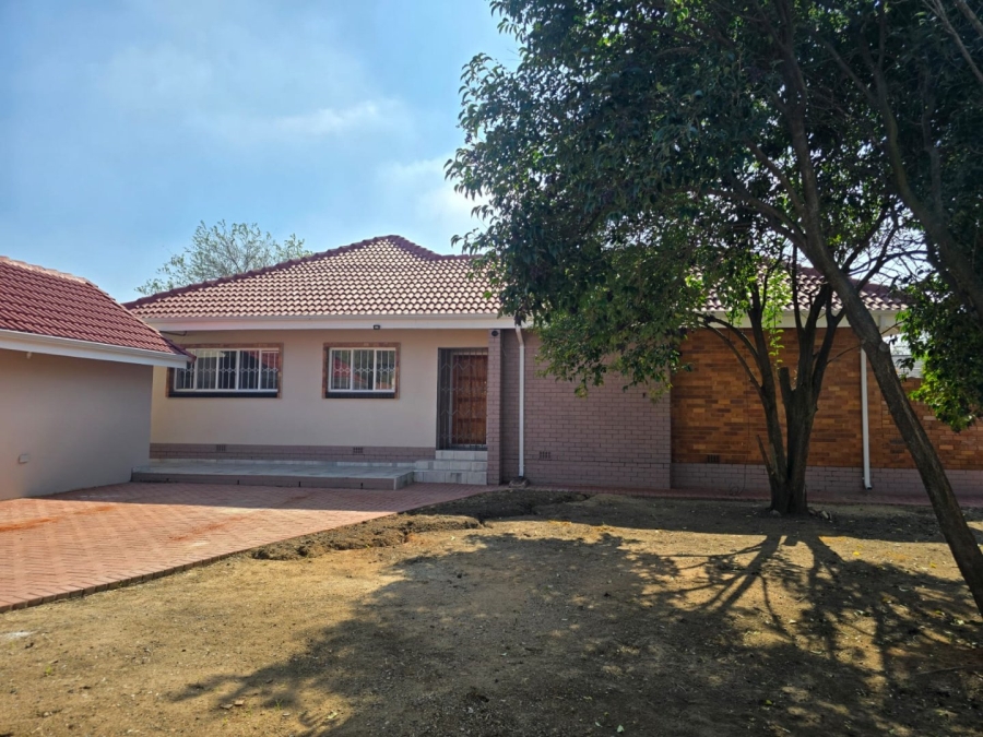 3 Bedroom Property for Sale in Parkdene Gauteng
