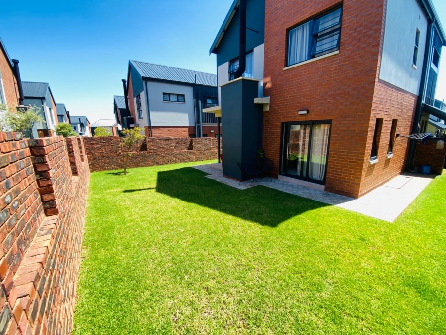 To Let 3 Bedroom Property for Rent in North Riding AH Gauteng