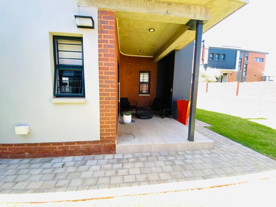 To Let 3 Bedroom Property for Rent in North Riding AH Gauteng