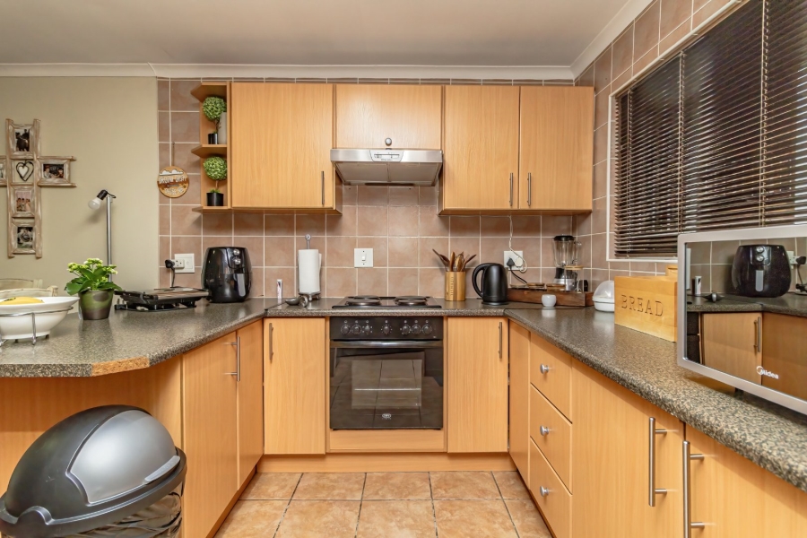 3 Bedroom Property for Sale in Terenure Gauteng