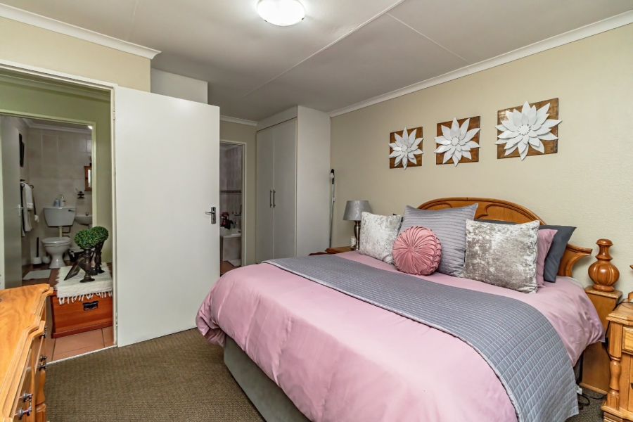 3 Bedroom Property for Sale in Terenure Gauteng