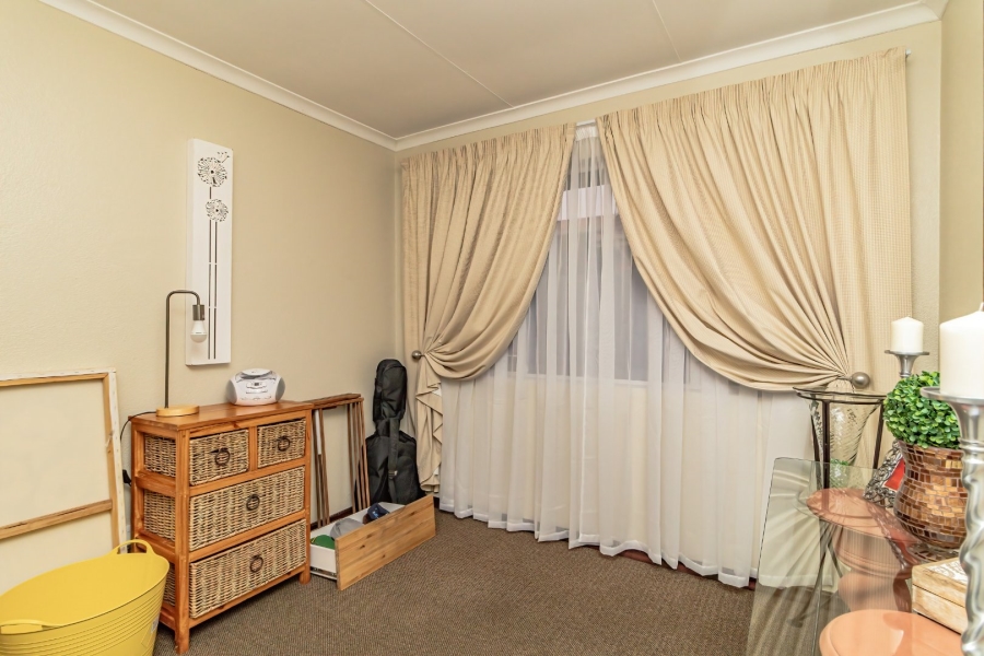 3 Bedroom Property for Sale in Terenure Gauteng