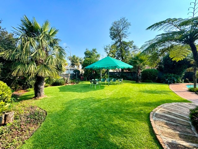 5 Bedroom Property for Sale in Aston Manor Gauteng