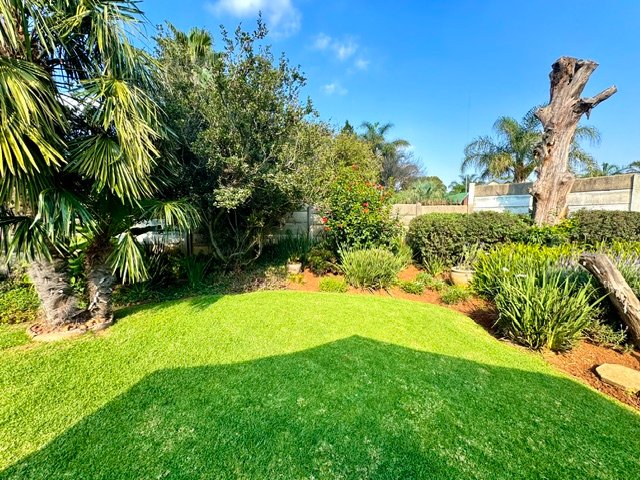 5 Bedroom Property for Sale in Aston Manor Gauteng