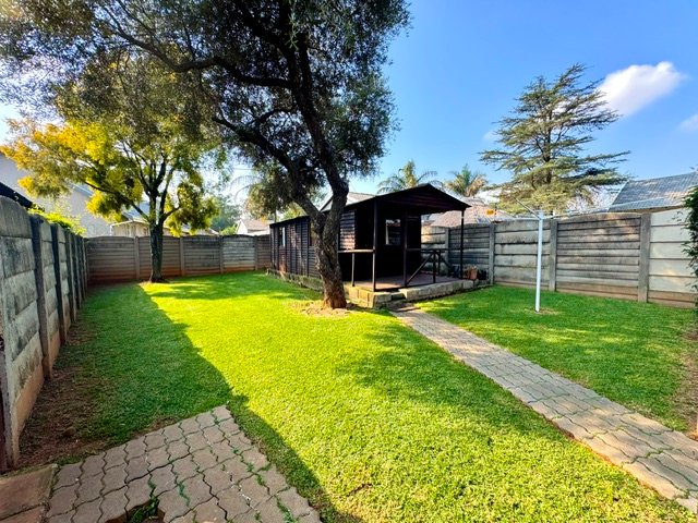 5 Bedroom Property for Sale in Aston Manor Gauteng
