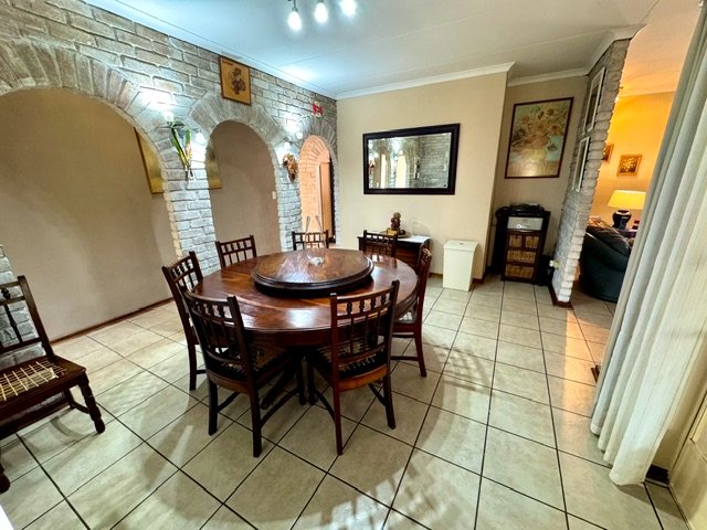 5 Bedroom Property for Sale in Aston Manor Gauteng