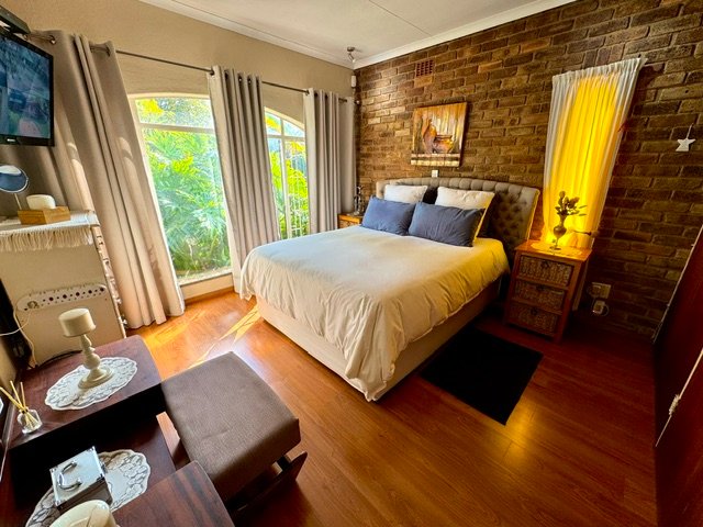 5 Bedroom Property for Sale in Aston Manor Gauteng