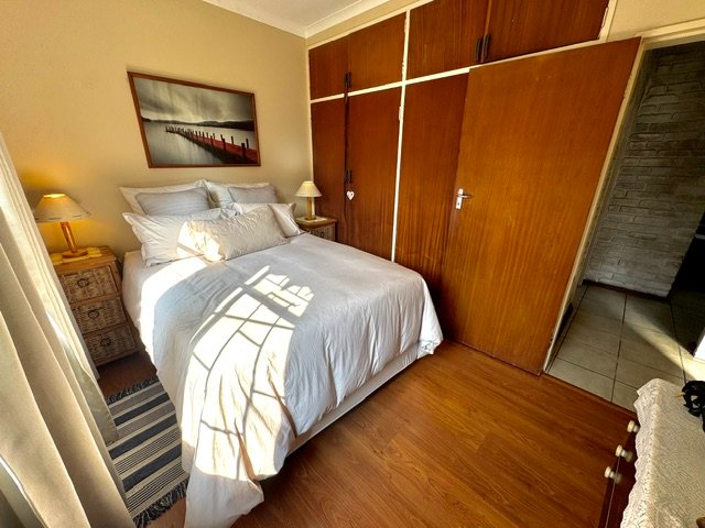 5 Bedroom Property for Sale in Aston Manor Gauteng