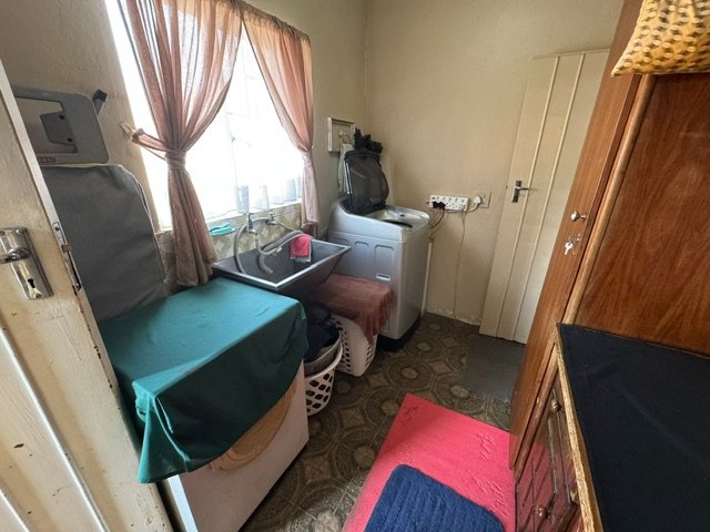 5 Bedroom Property for Sale in Aston Manor Gauteng
