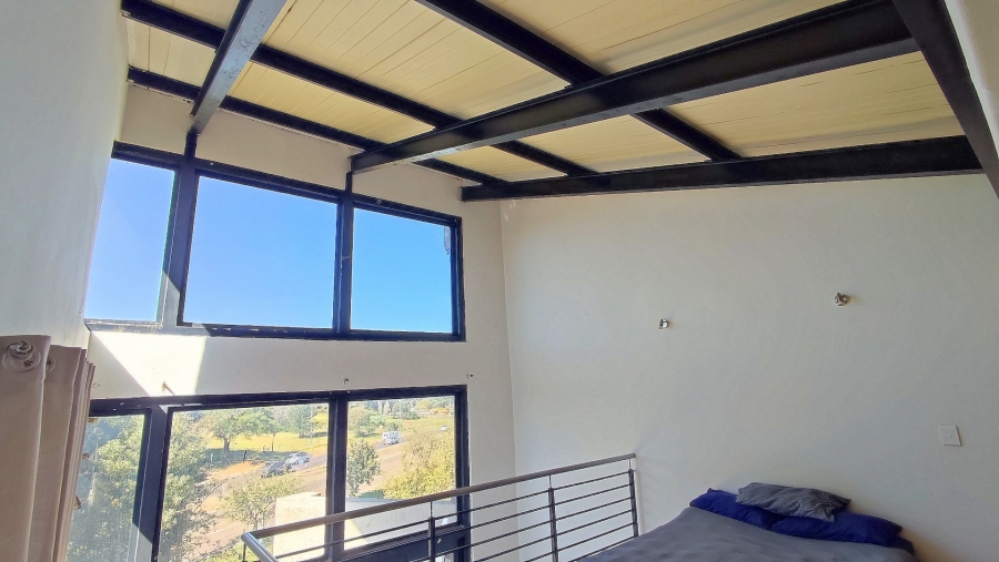 1 Bedroom Property for Sale in Rooihuiskraal North Gauteng