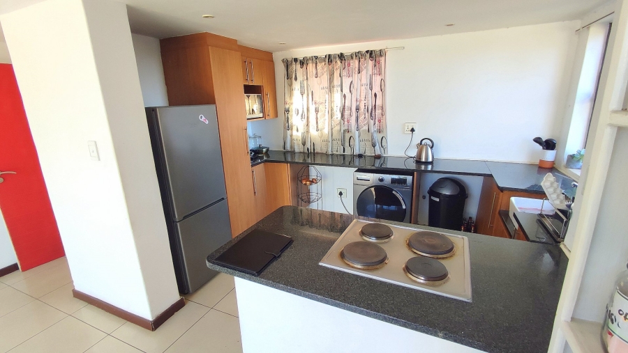 1 Bedroom Property for Sale in Rooihuiskraal North Gauteng