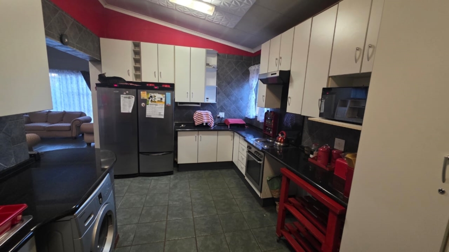 3 Bedroom Property for Sale in Doornpoort Gauteng