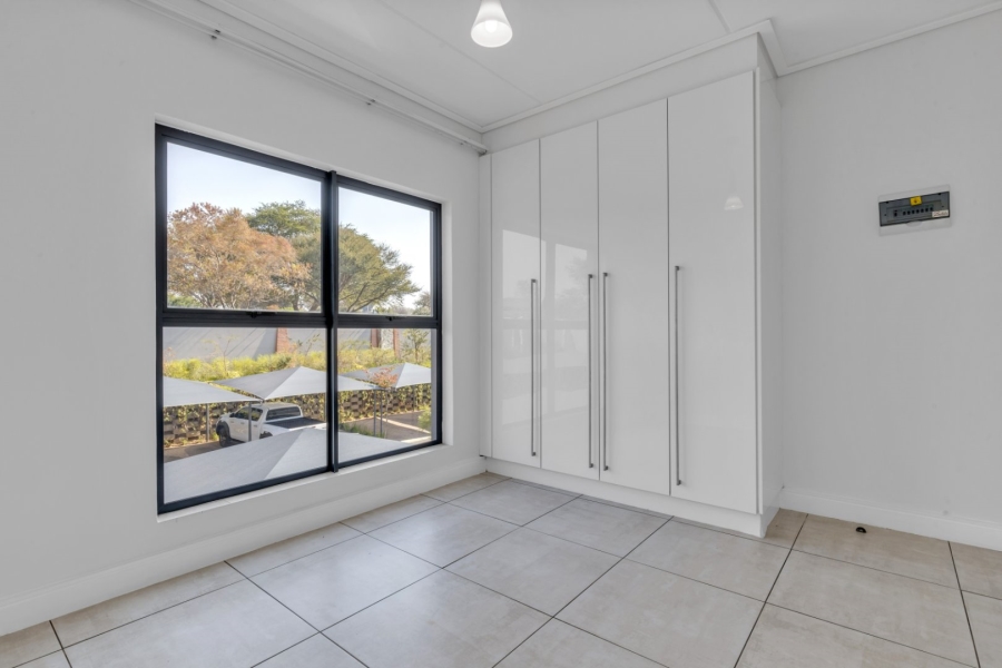 3 Bedroom Property for Sale in Waterfall Gauteng