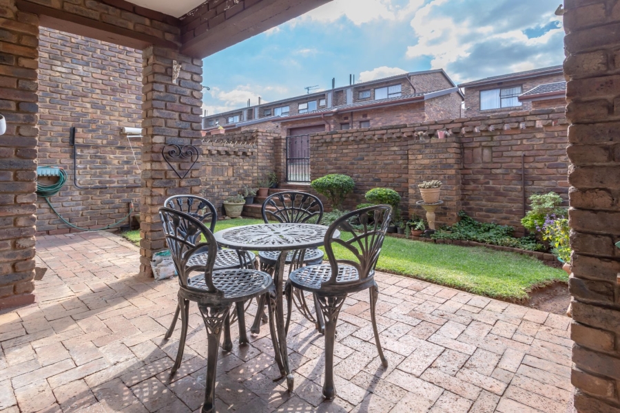 3 Bedroom Property for Sale in Florida Park Gauteng