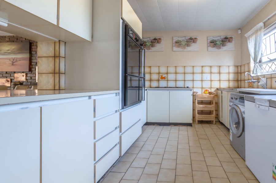 3 Bedroom Property for Sale in Florida Park Gauteng