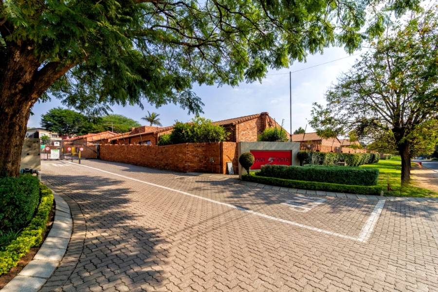 2 Bedroom Property for Sale in Northgate Gauteng