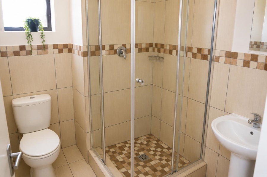 2 Bedroom Property for Sale in Barbeque Downs Gauteng