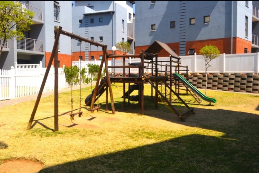 2 Bedroom Property for Sale in Barbeque Downs Gauteng