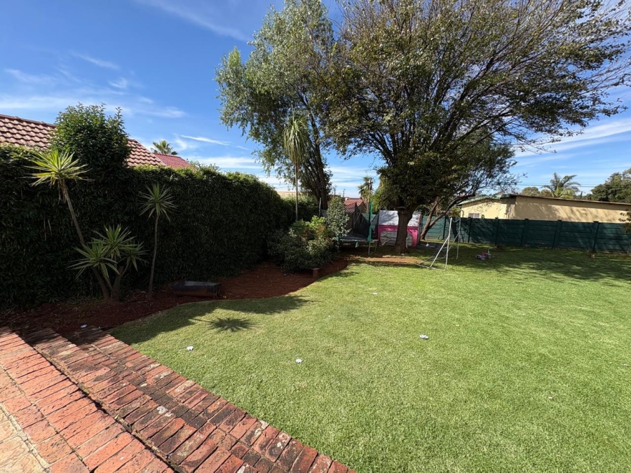 4 Bedroom Property for Sale in Horison Park Gauteng