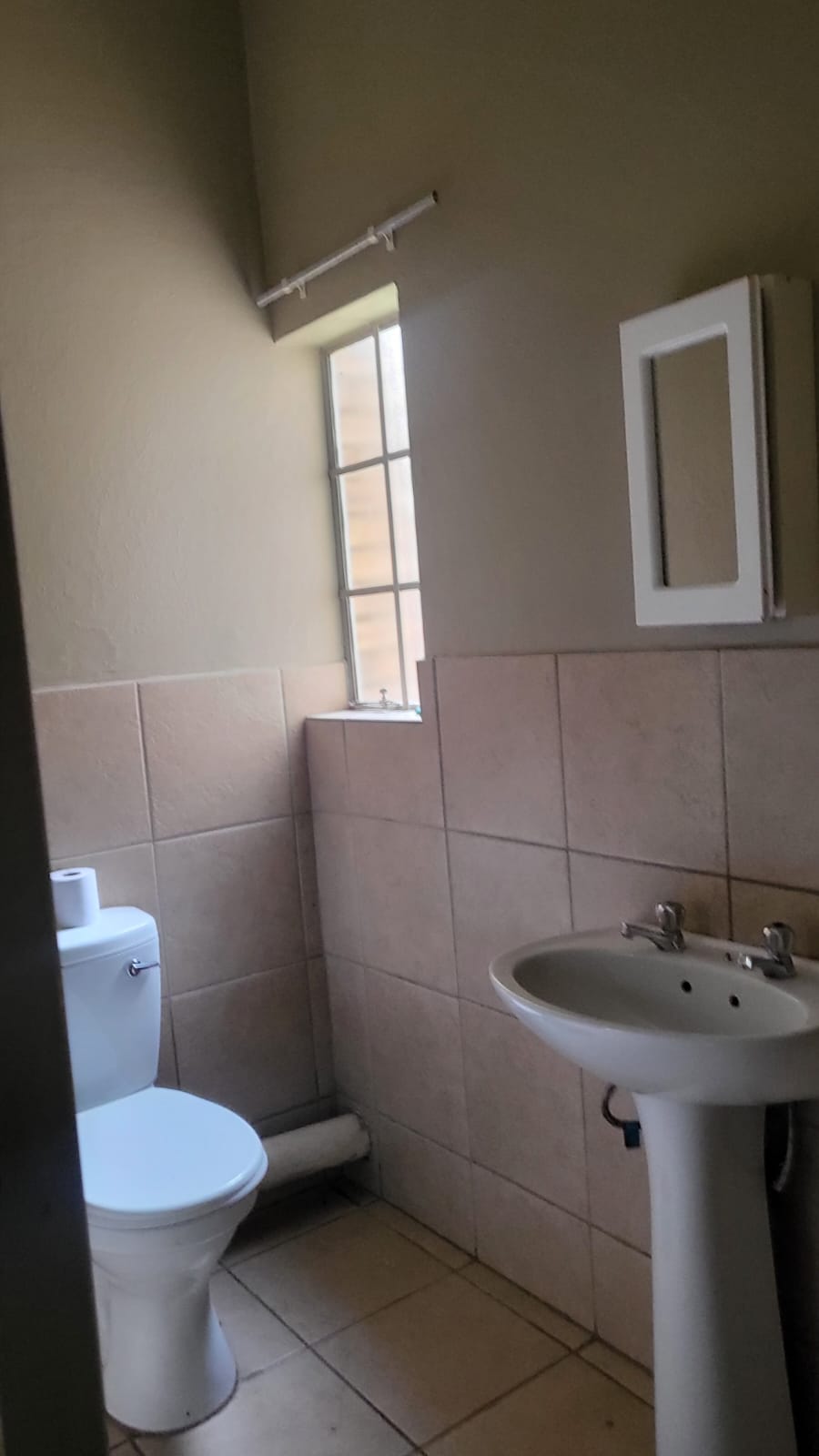 To Let 2 Bedroom Property for Rent in North Riding Gauteng