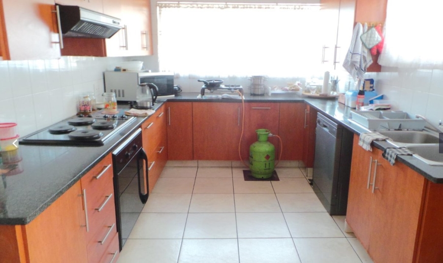 3 Bedroom Property for Sale in Sunnyridge Gauteng