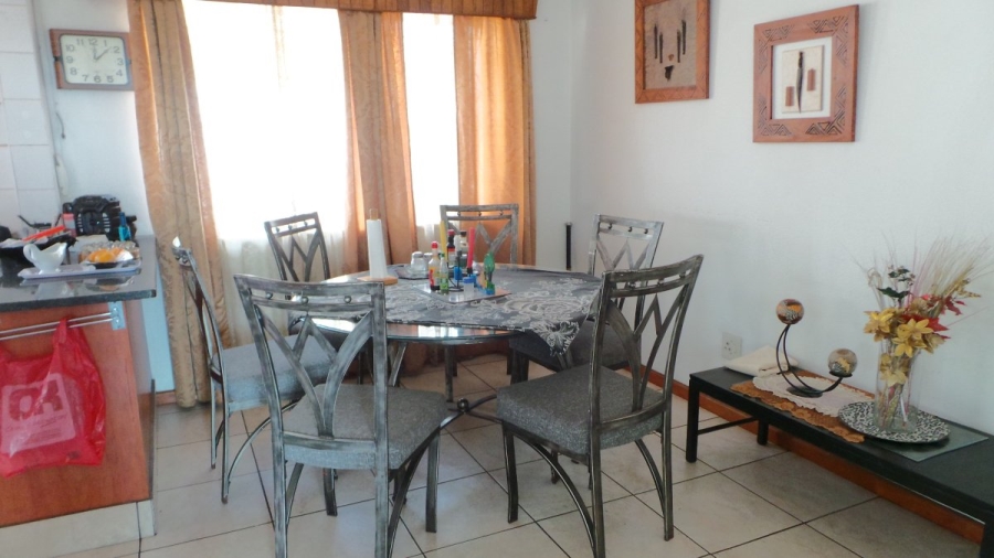 3 Bedroom Property for Sale in Sunnyridge Gauteng
