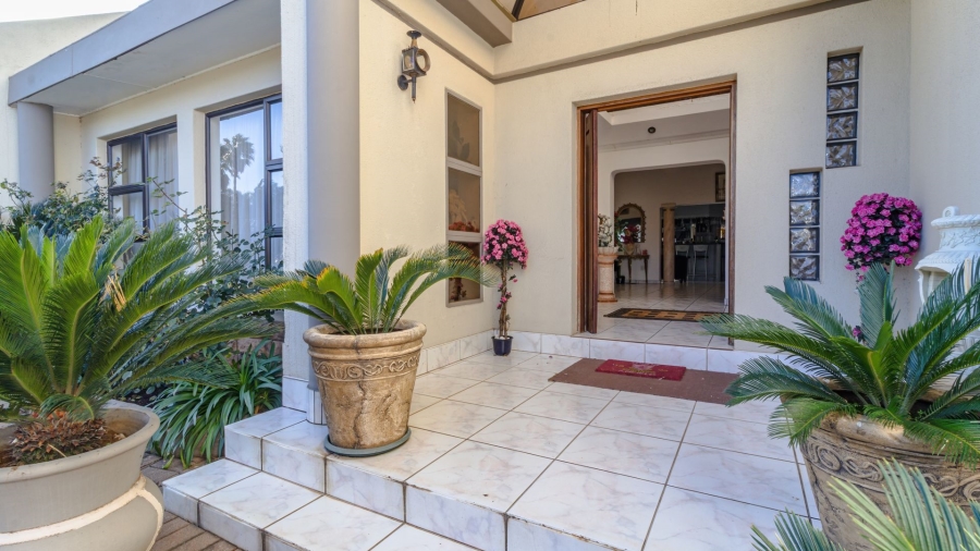 4 Bedroom Property for Sale in Meyersdal Gauteng