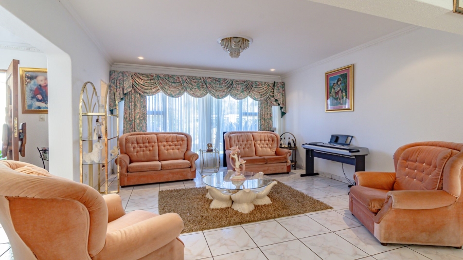 4 Bedroom Property for Sale in Meyersdal Gauteng