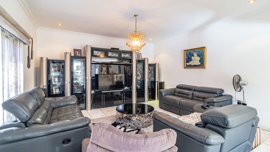 4 Bedroom Property for Sale in Meyersdal Gauteng