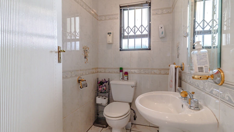 4 Bedroom Property for Sale in Meyersdal Gauteng