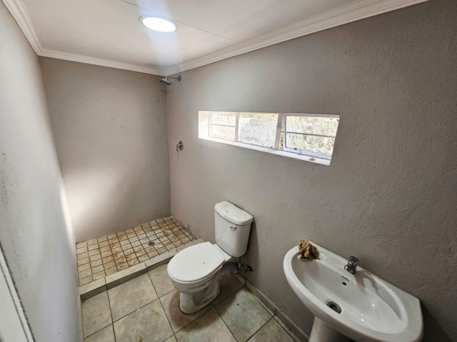 To Let 2 Bedroom Property for Rent in Monavoni Gauteng