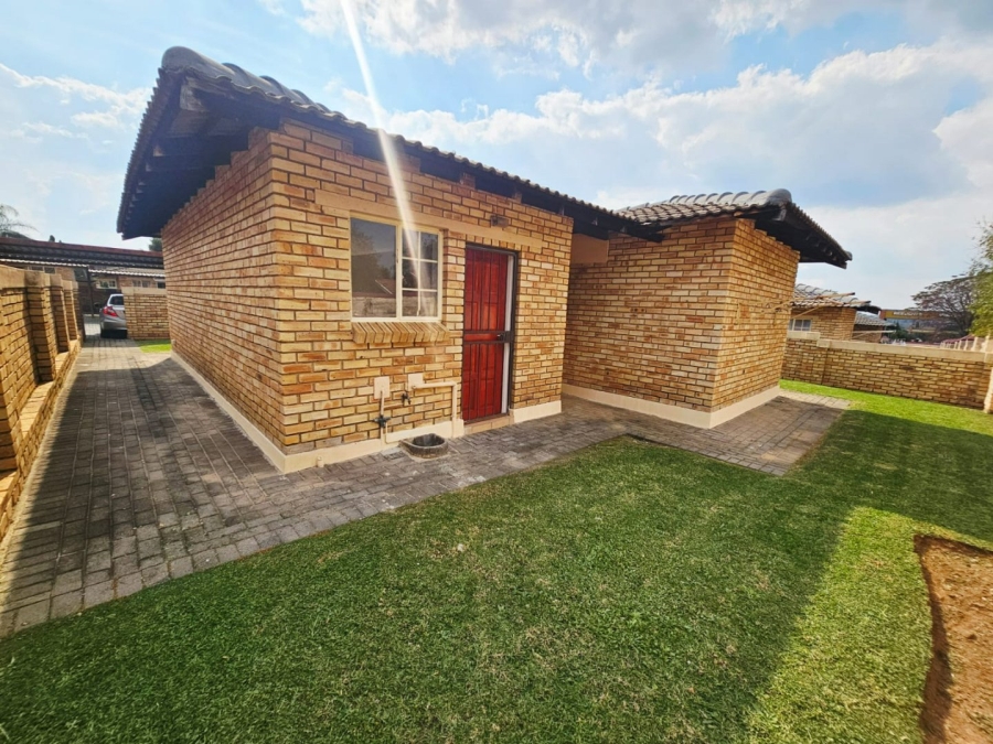 3 Bedroom Property for Sale in Heuwelsig Estate Gauteng