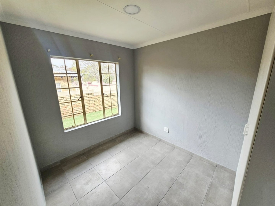 3 Bedroom Property for Sale in Heuwelsig Estate Gauteng