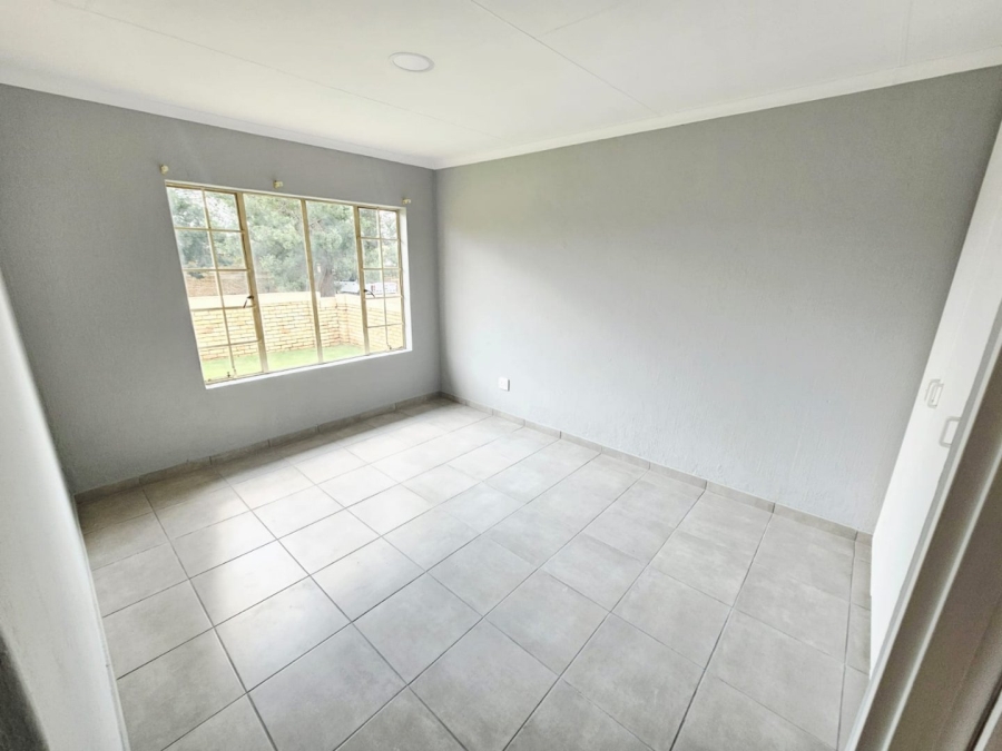 3 Bedroom Property for Sale in Heuwelsig Estate Gauteng