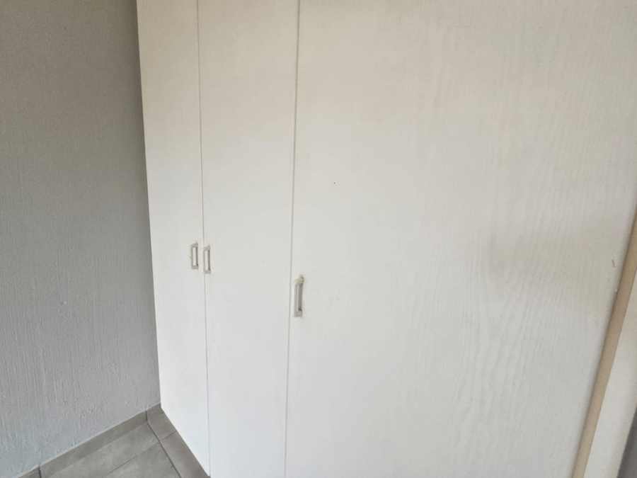 3 Bedroom Property for Sale in Heuwelsig Estate Gauteng