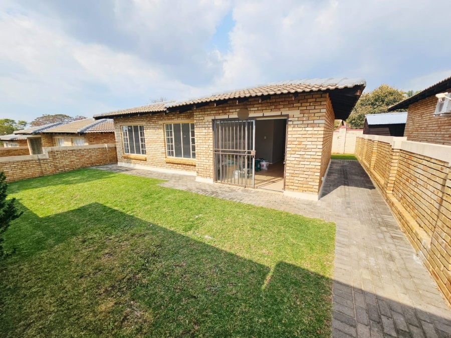 3 Bedroom Property for Sale in Heuwelsig Estate Gauteng