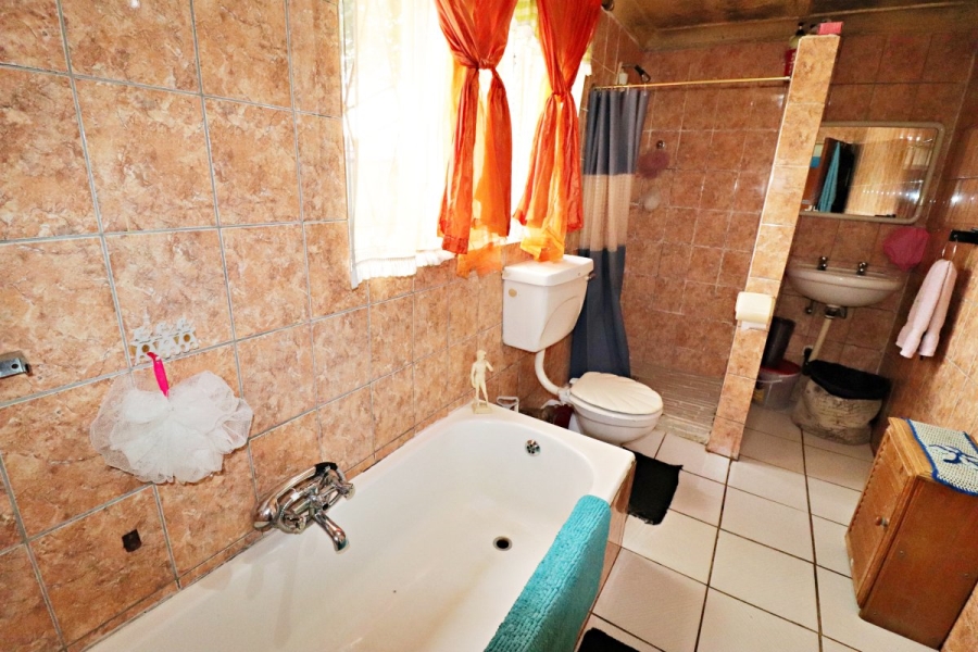 3 Bedroom Property for Sale in Primrose East Gauteng