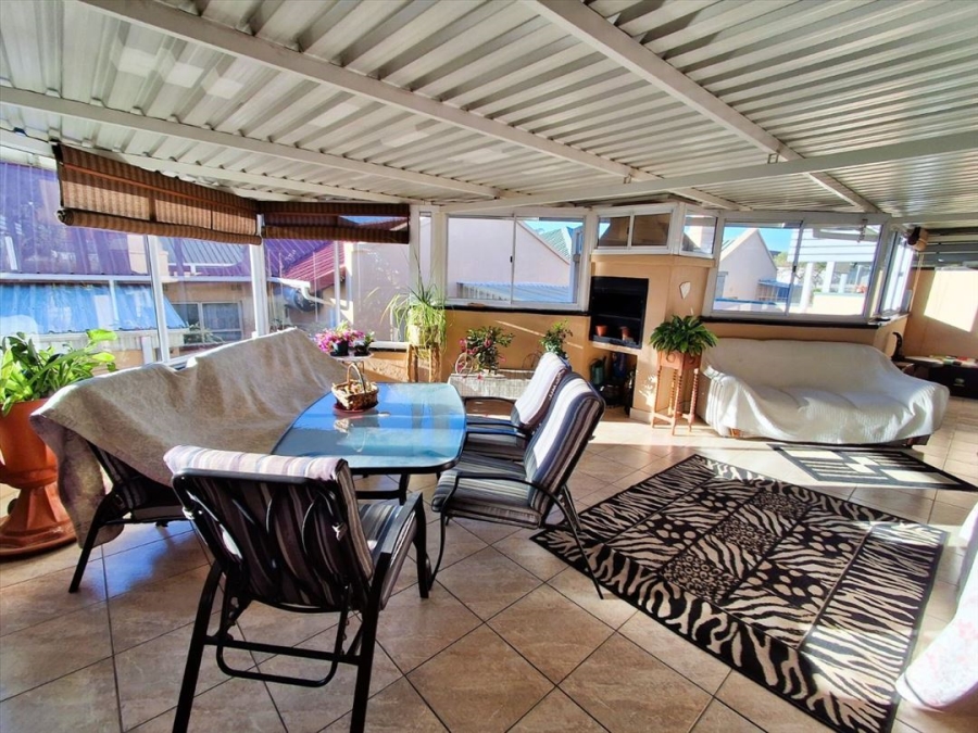2 Bedroom Property for Sale in Terenure Gauteng