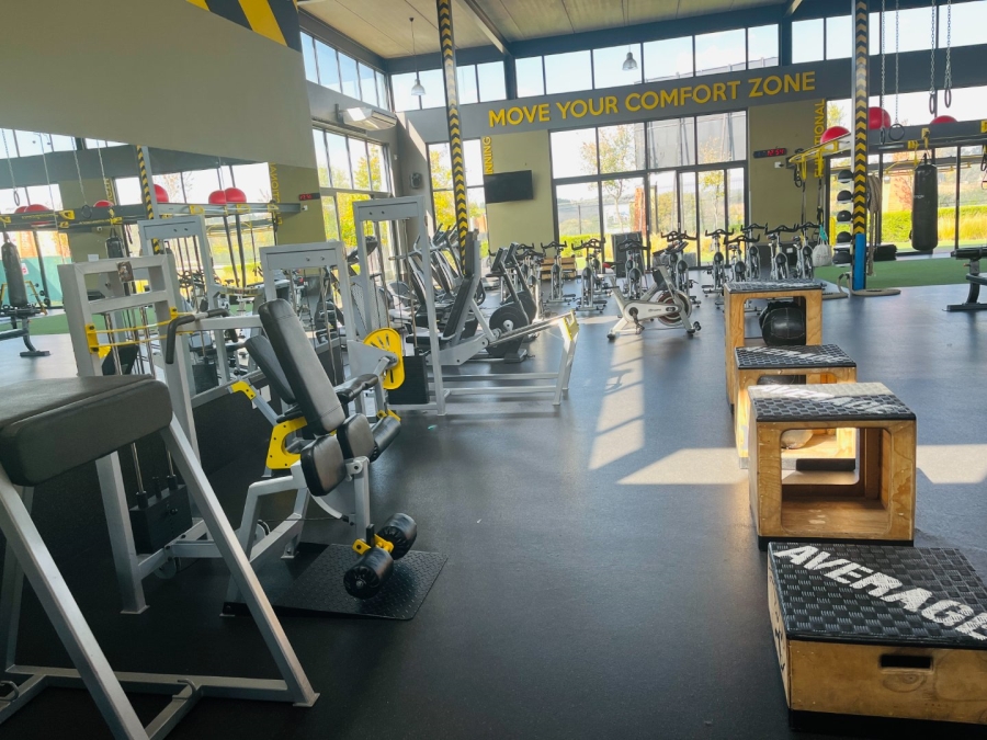 To Let 3 Bedroom Property for Rent in Waterfall View Gauteng