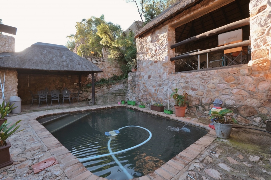 3 Bedroom Property for Sale in Oakdene Gauteng