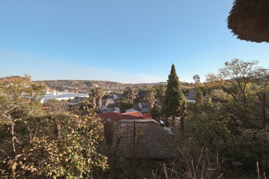 3 Bedroom Property for Sale in Oakdene Gauteng