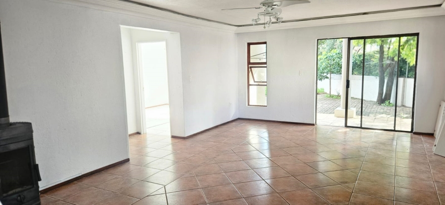 2 Bedroom Property for Sale in Bromhof Gauteng