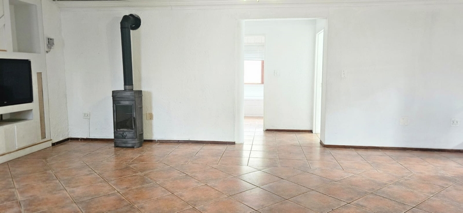 2 Bedroom Property for Sale in Bromhof Gauteng